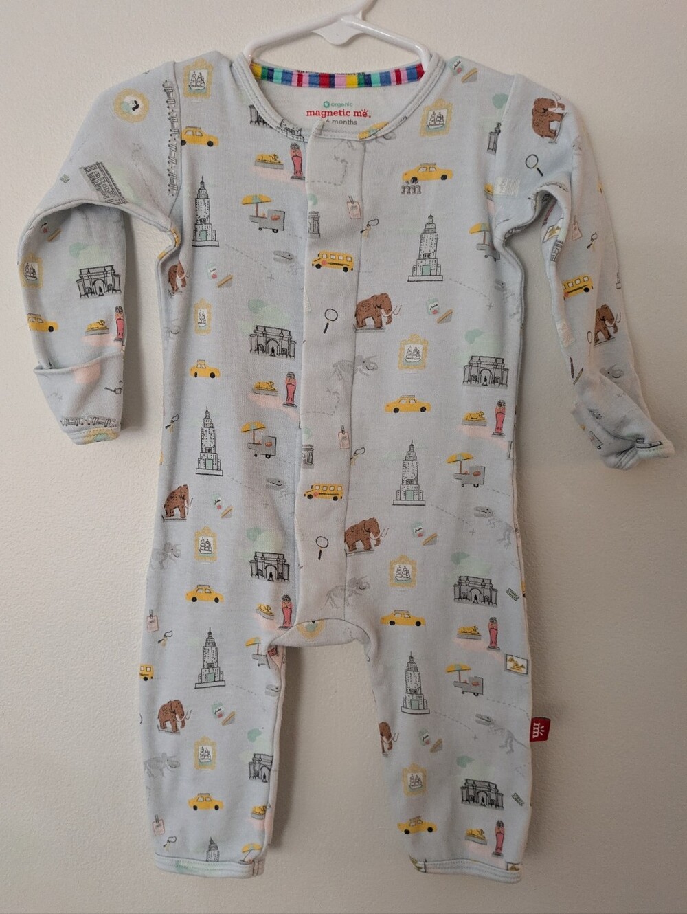 Magnetic Me Museum Day Sleeper ~ 3-6 mo
